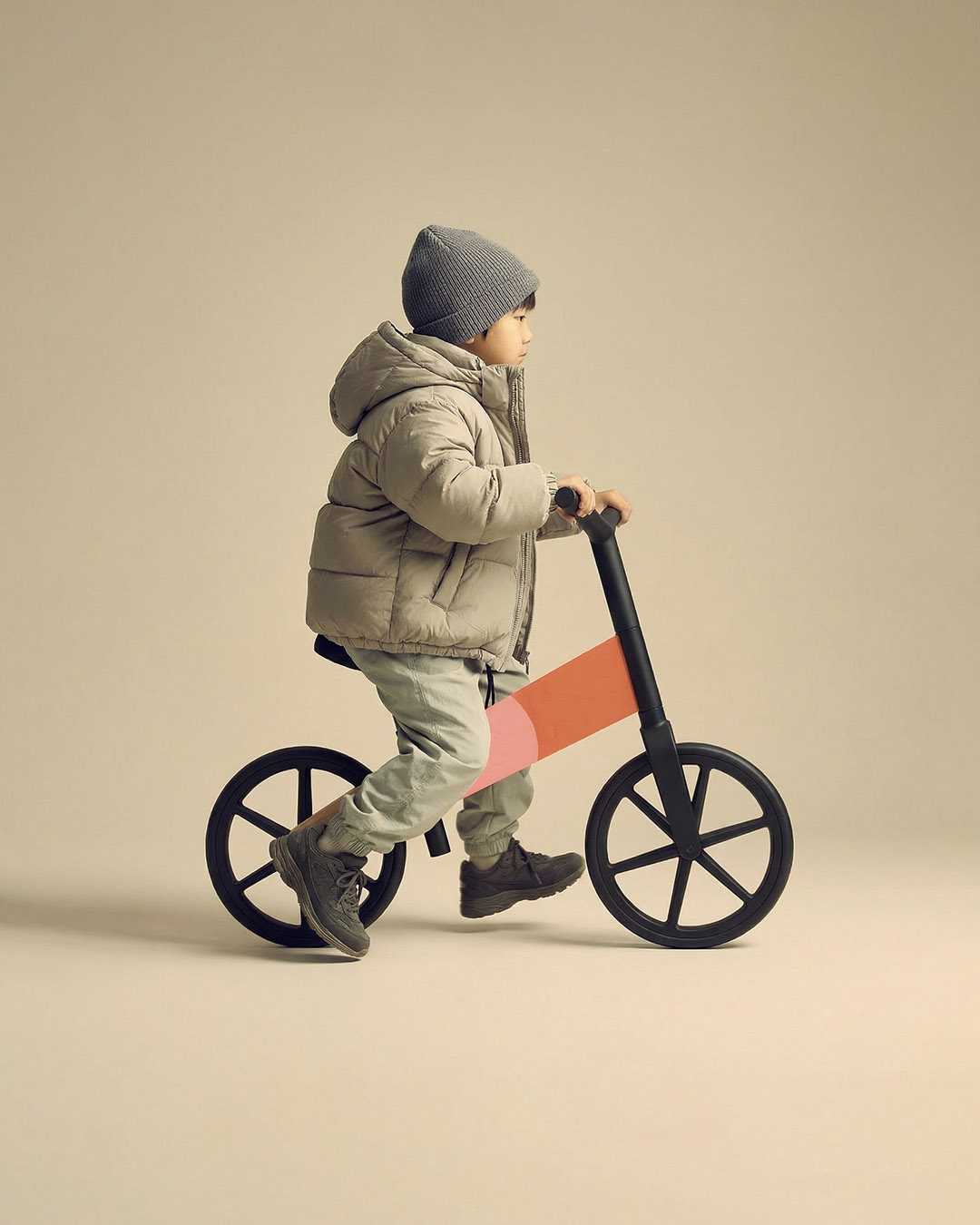 image-13.781213572231627__32.6424360286207